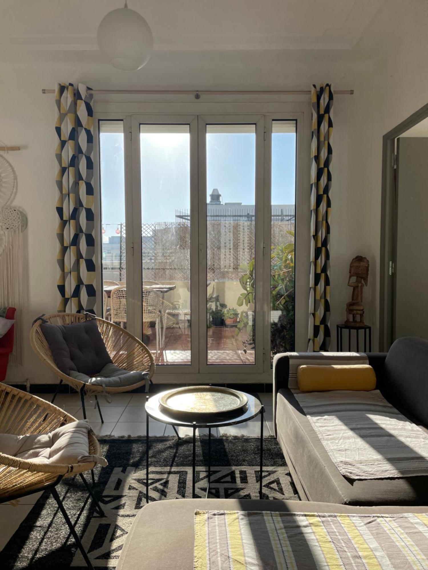4 Personnes Appart 60 M2 Terrasse 35M2 Sejour Sud 2 Vraies Chambres Gare Saint-Charles Universite Marseille Luaran gambar