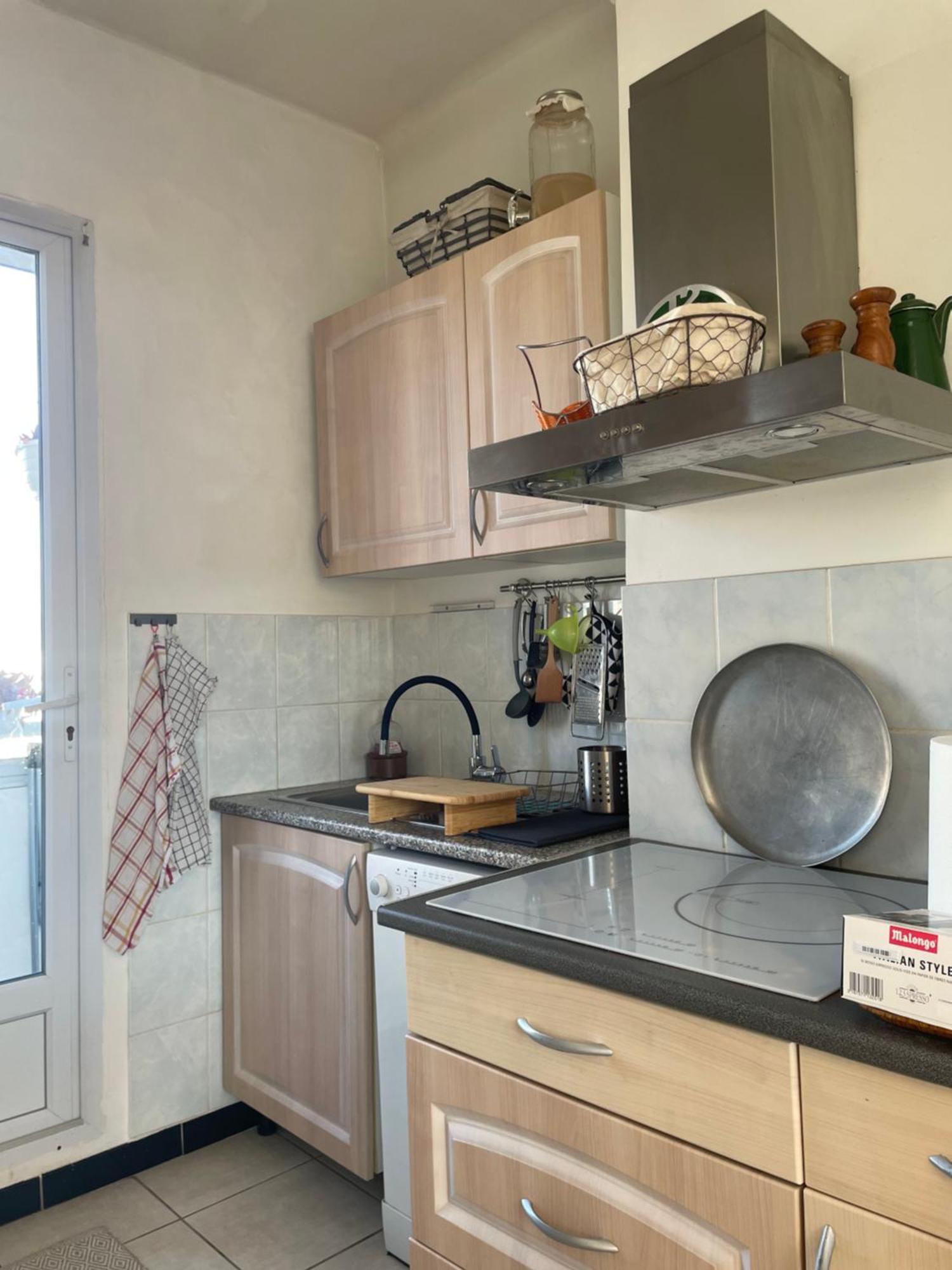 4 Personnes Appart 60 M2 Terrasse 35M2 Sejour Sud 2 Vraies Chambres Gare Saint-Charles Universite Marseille Luaran gambar