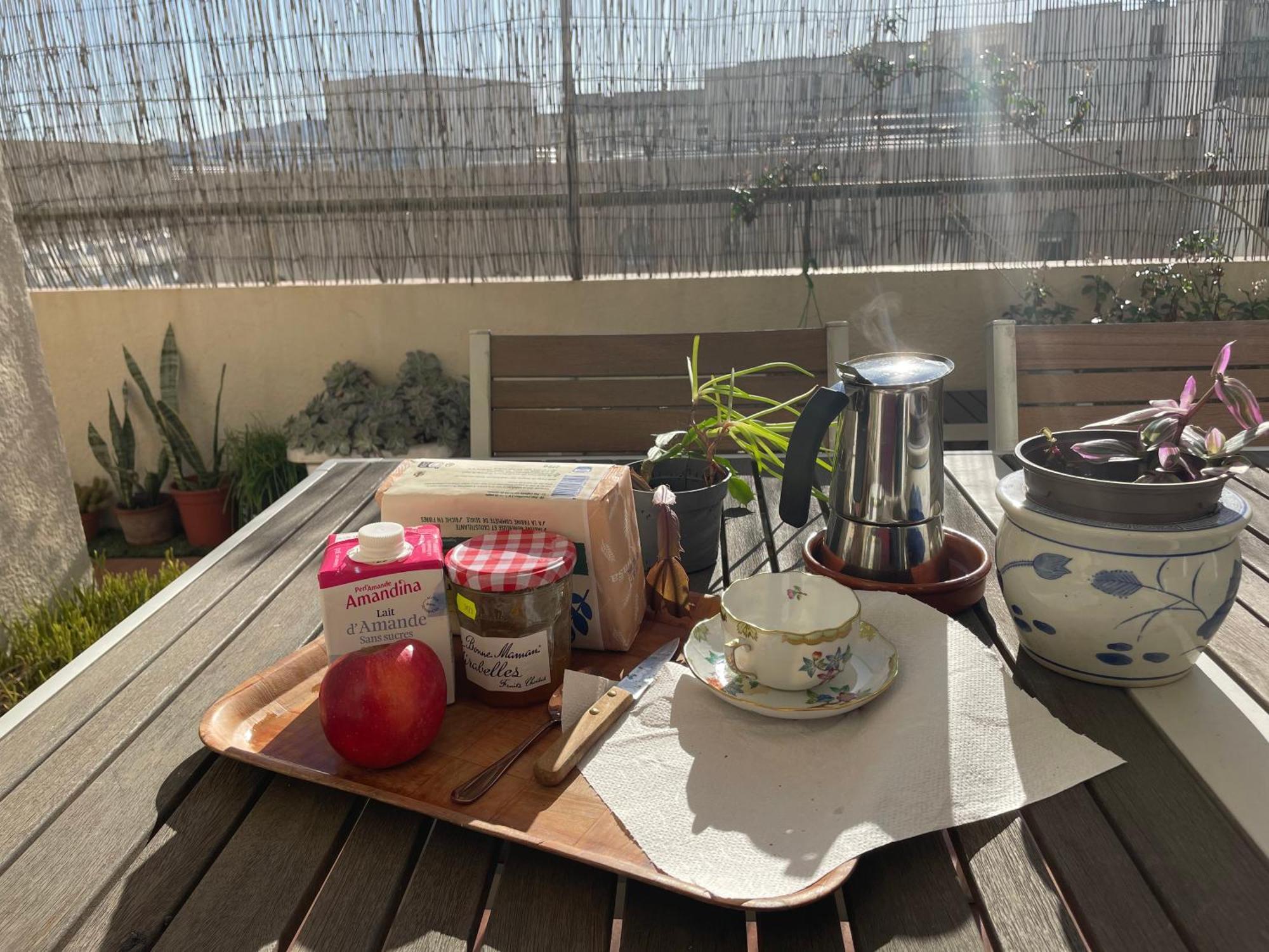 4 Personnes Appart 60 M2 Terrasse 35M2 Sejour Sud 2 Vraies Chambres Gare Saint-Charles Universite Marseille Luaran gambar
