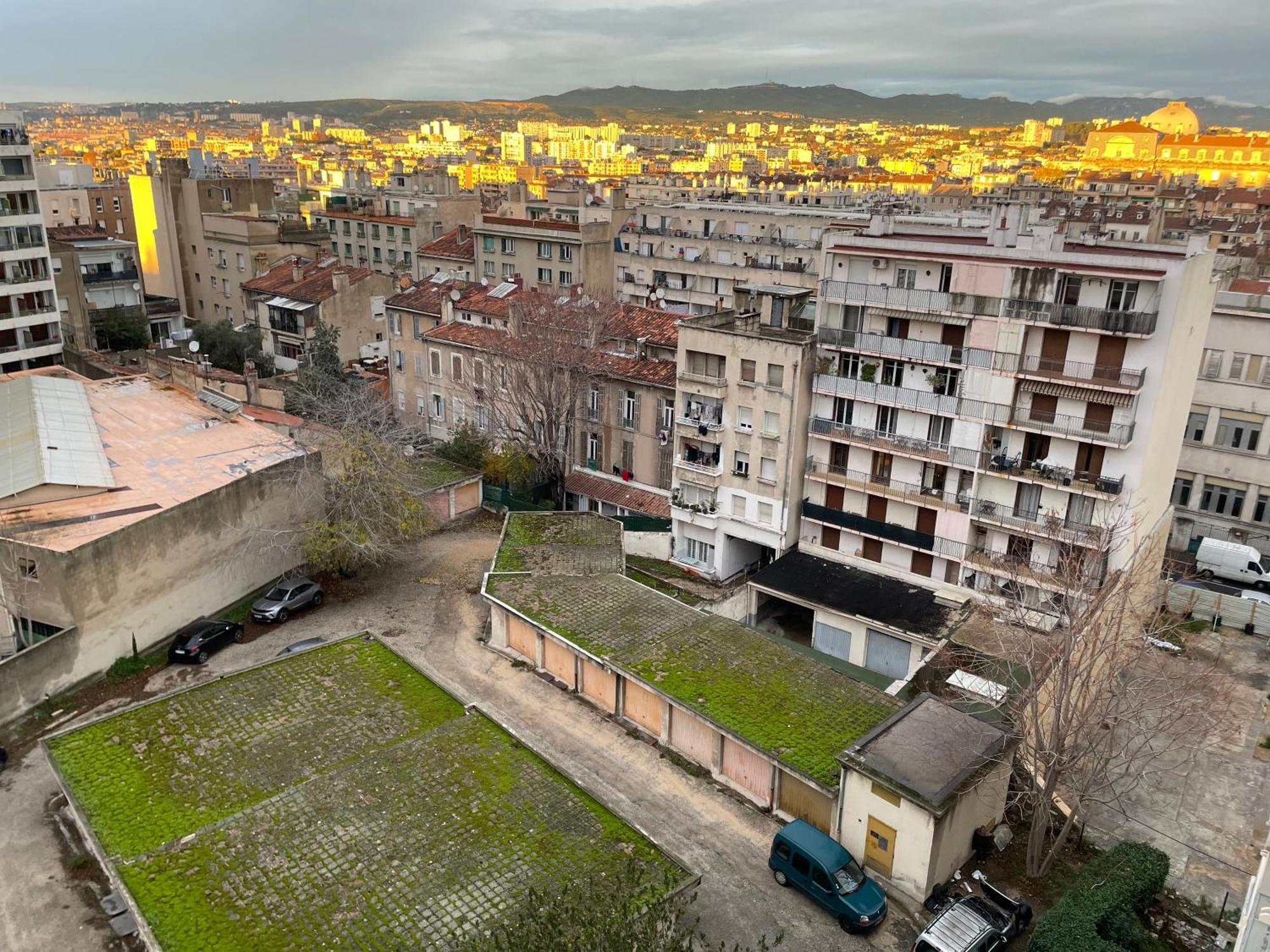 4 Personnes Appart 60 M2 Terrasse 35M2 Sejour Sud 2 Vraies Chambres Gare Saint-Charles Universite Marseille Luaran gambar